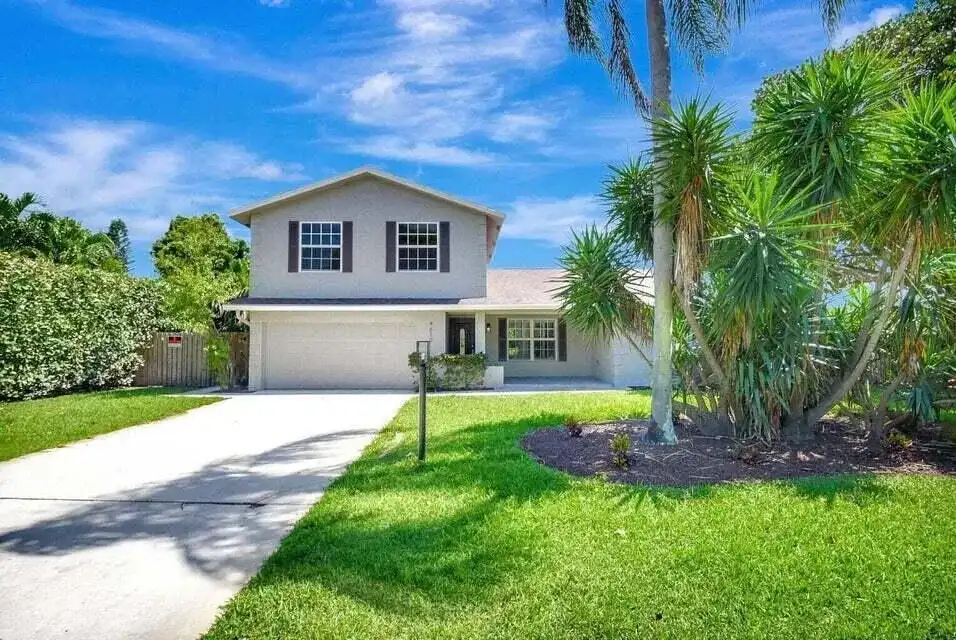 4610 Pine Tree Drive, Delray Beach FL 33445