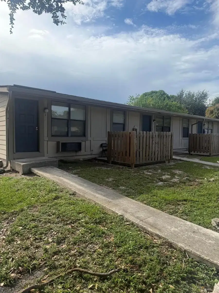 5063 Elmhurst Road # 2, West Palm Beach FL 33417