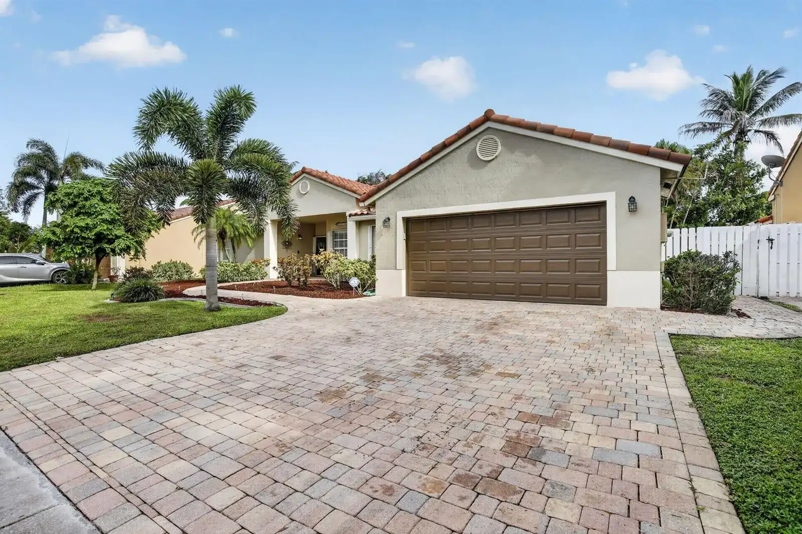 13174 NW 11TH Place, Sunrise FL 33323