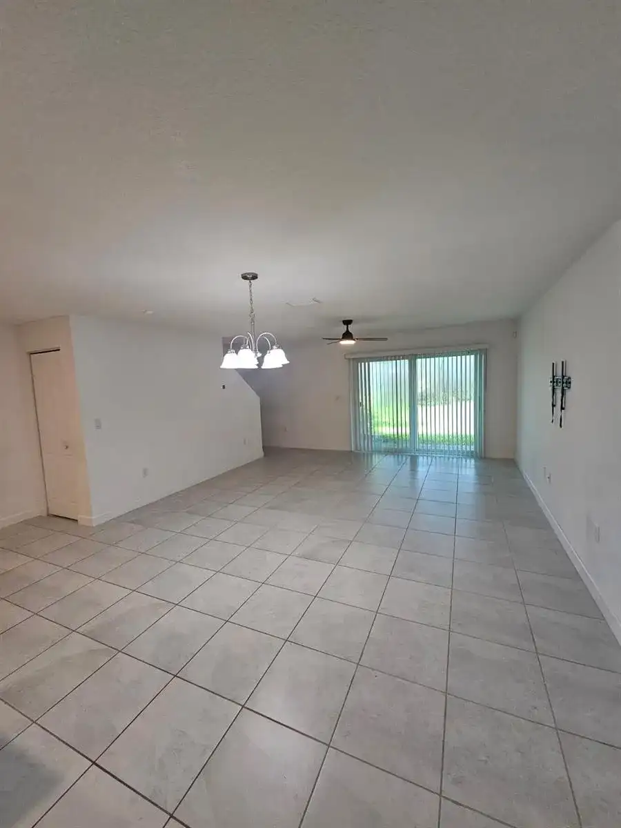 6765 Broadwater Lane, Lake Worth FL 33467