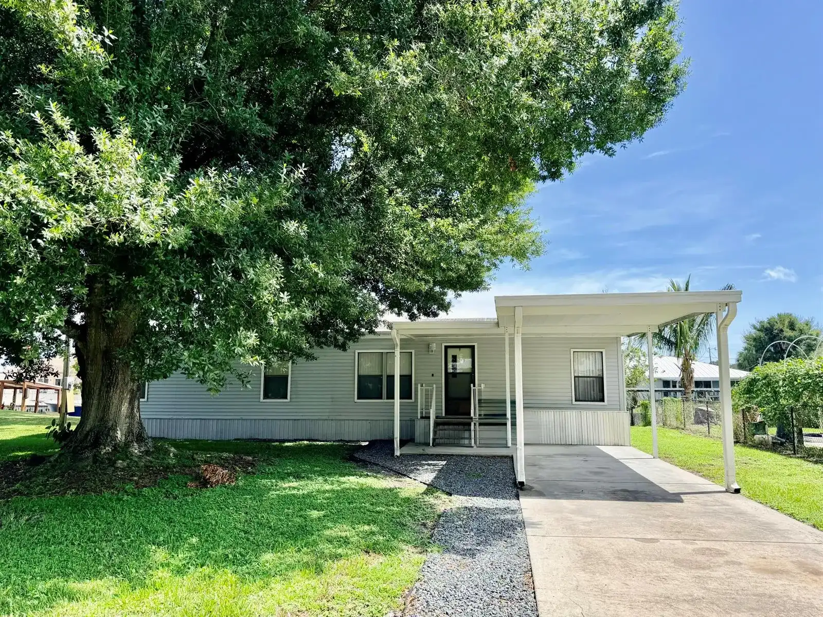 2332 SE 29TH Street, Okeechobee FL 34974