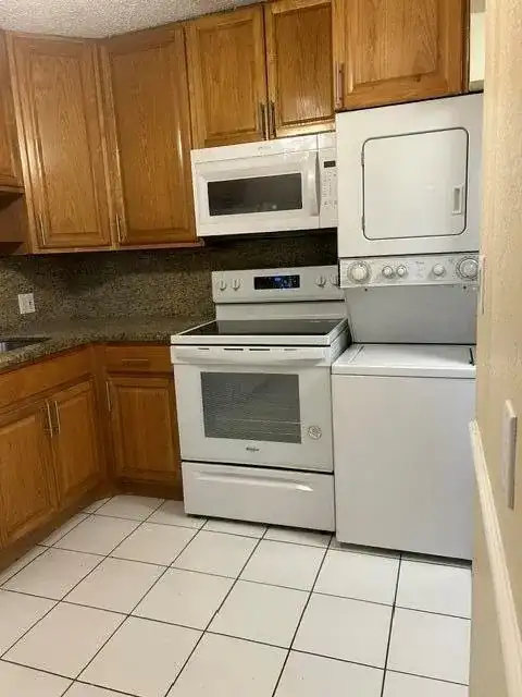 4411 TREVI Court # 305, Lake Worth FL 33467