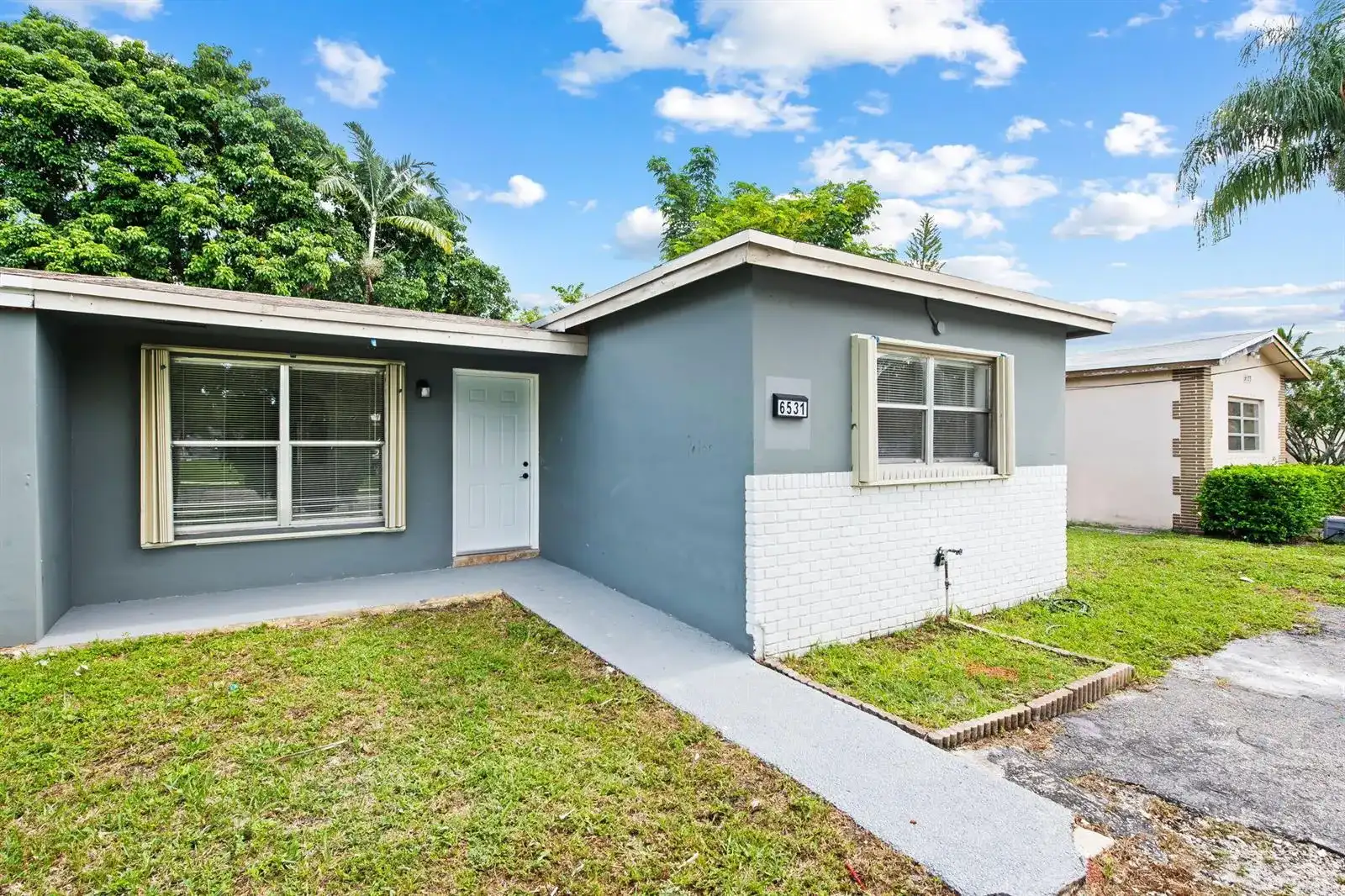 6531 SW 19TH Street, North Lauderdale FL 33068
