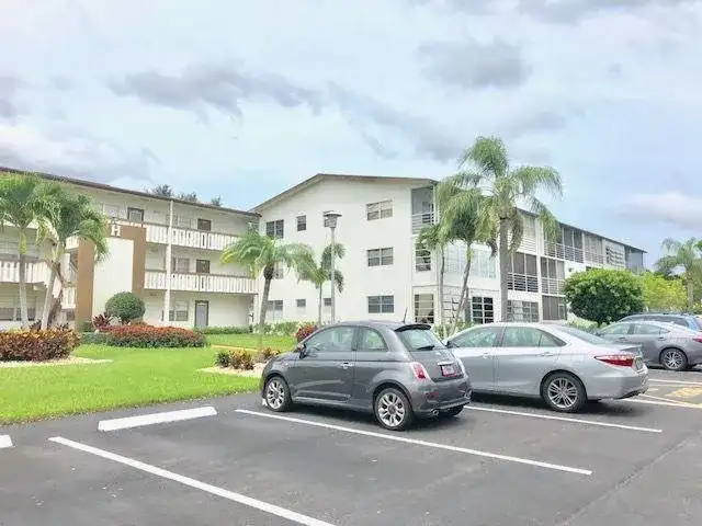 302 Mansfield H, Boca Raton FL 33434