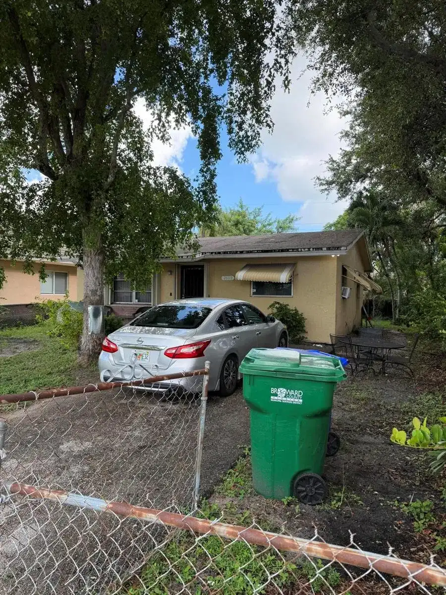 2605 NW 14TH Street, Fort Lauderdale FL 33311
