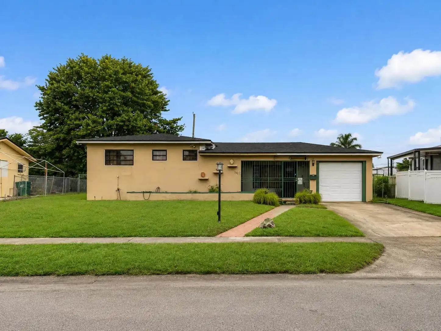740 NW 187TH Drive, Miami Gardens FL 33169