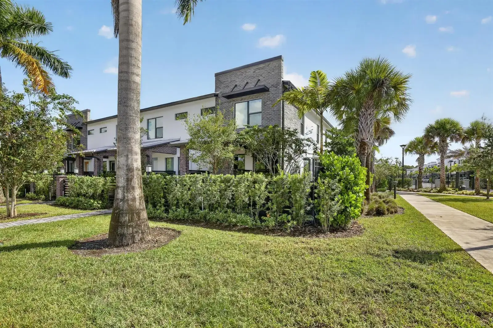 765 NW 84TH Terrace, Plantation FL 33324