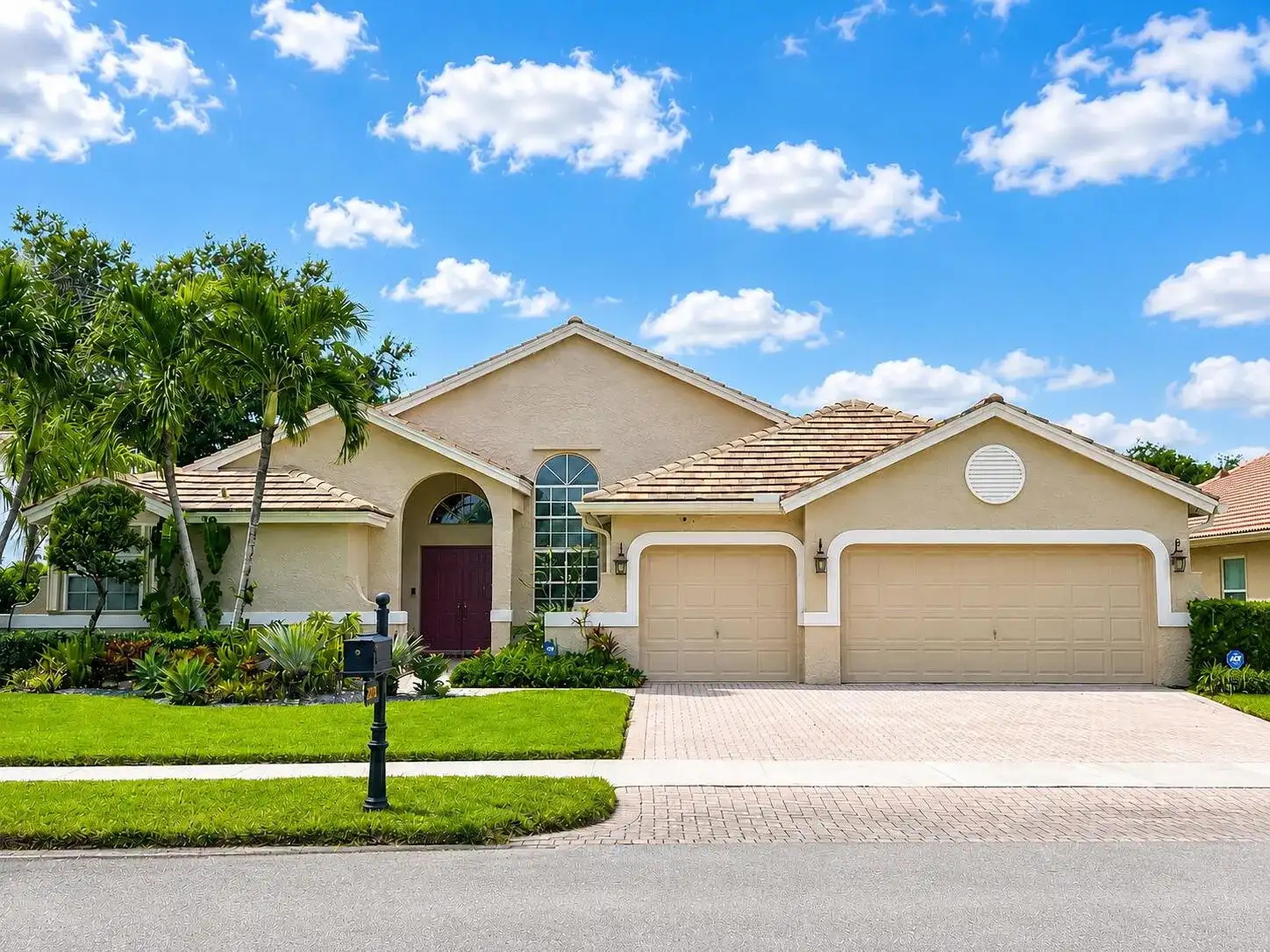 2783 E ABIACA Circle, Davie FL 33328