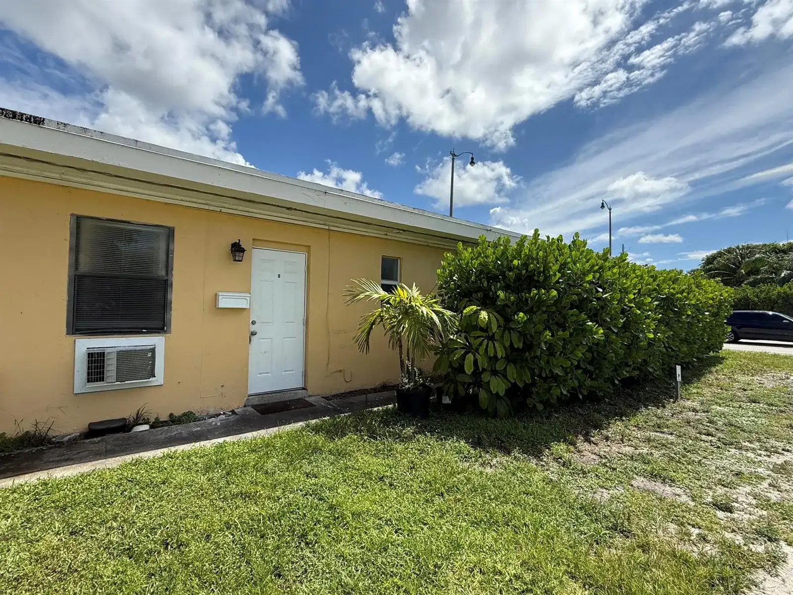 3300 Broadway Avenue # 6, West Palm Beach FL 33407