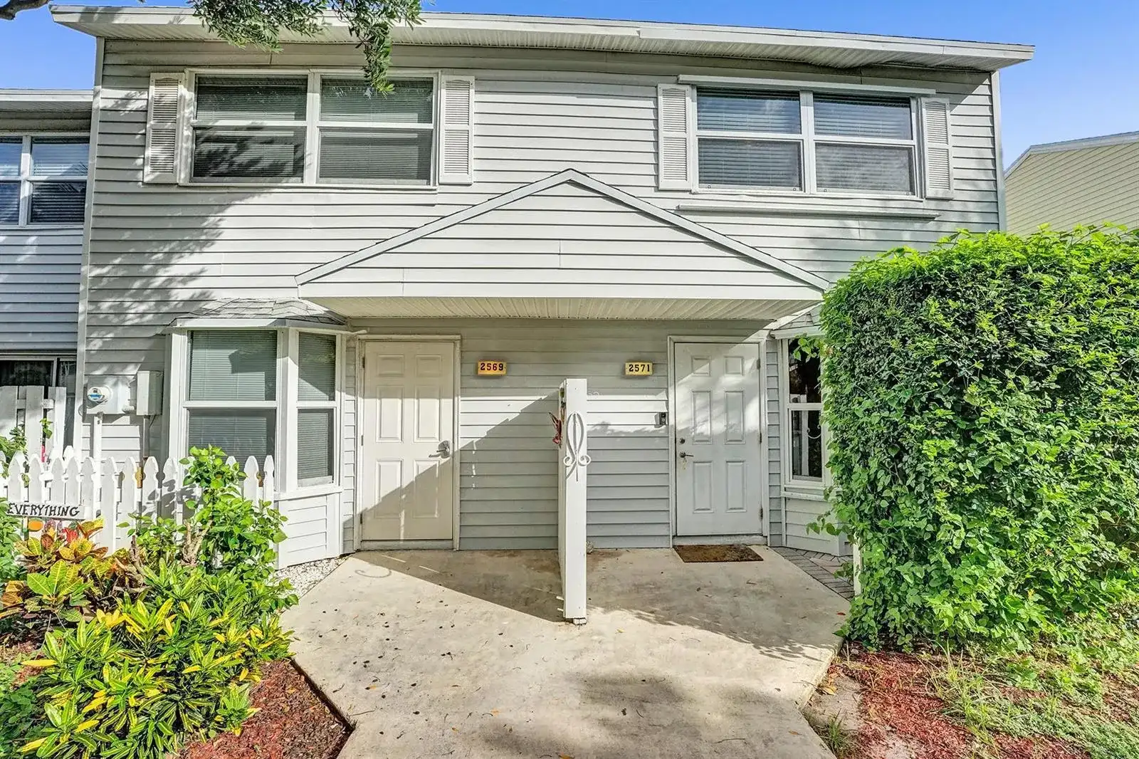 2571 NE 15TH Street, Pompano Beach FL 33062