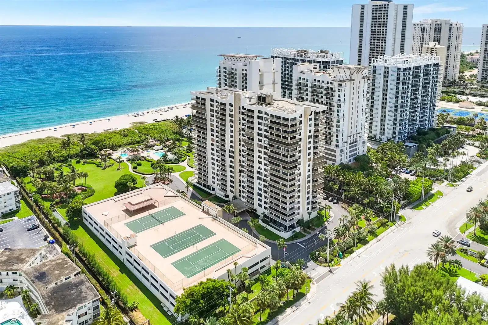3400 N OCEAN Drive # 908, Singer Island FL 33404