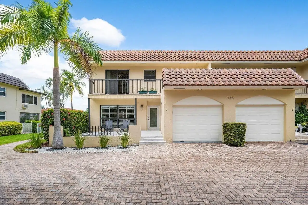 1109 Bel Air Drive # 1, Highland Beach FL 33487