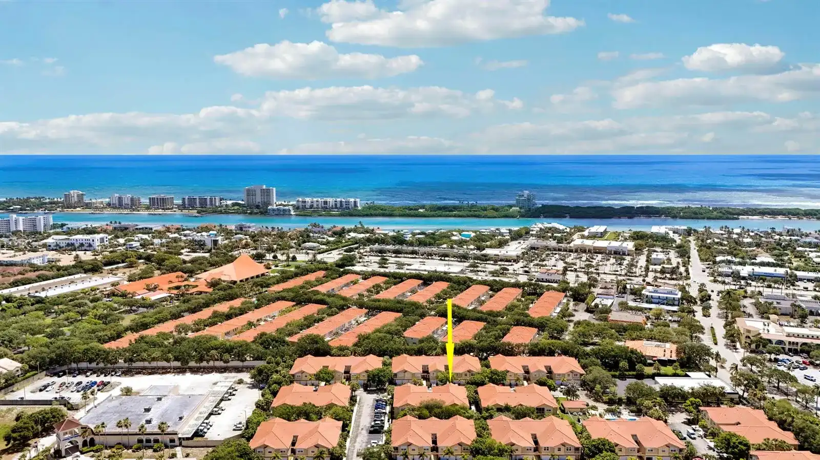 105 Lighthouse Circle # B, Tequesta FL 33469