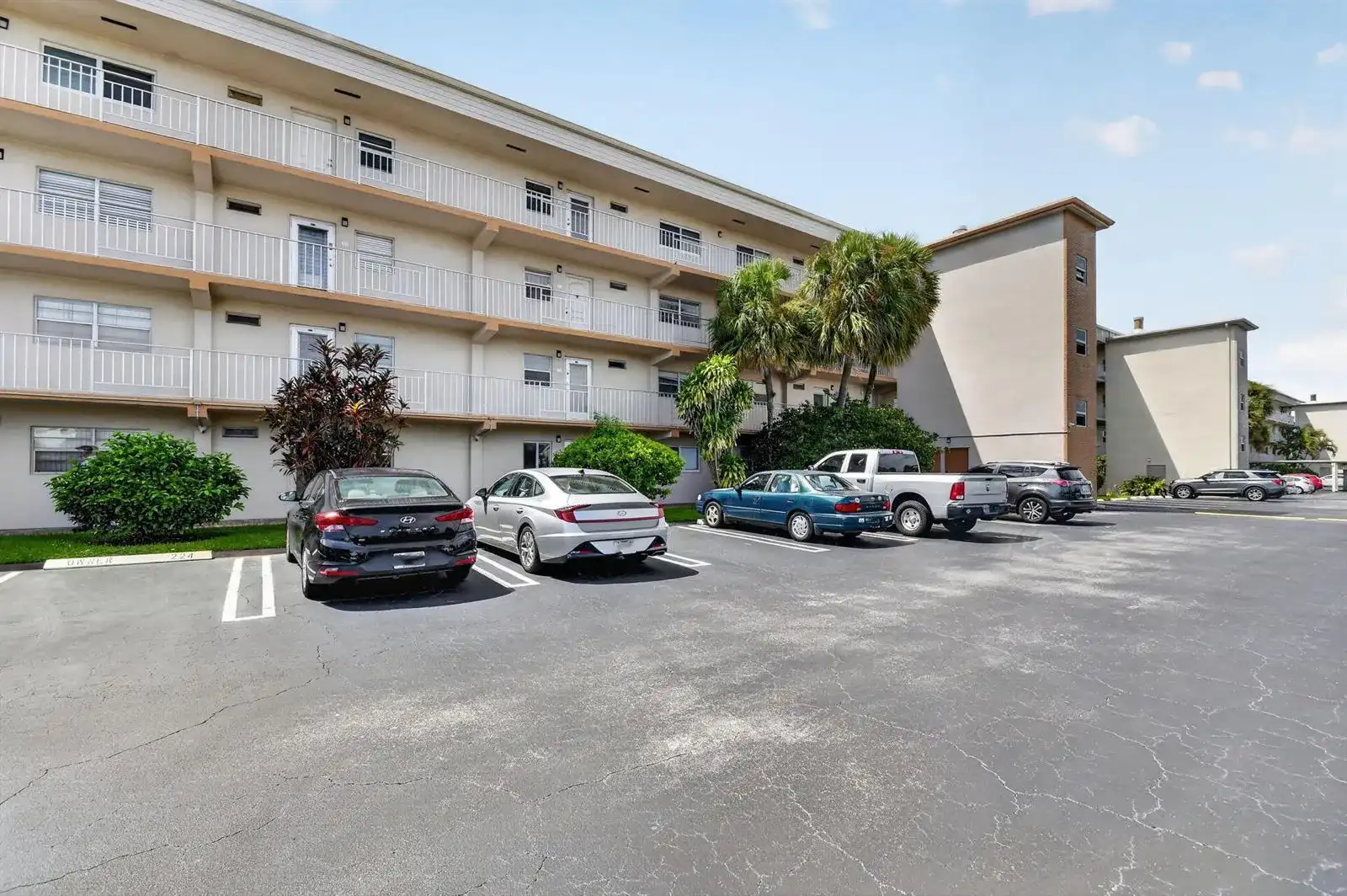 230 NE 26th Avenue # 412, Boynton Beach FL 33435