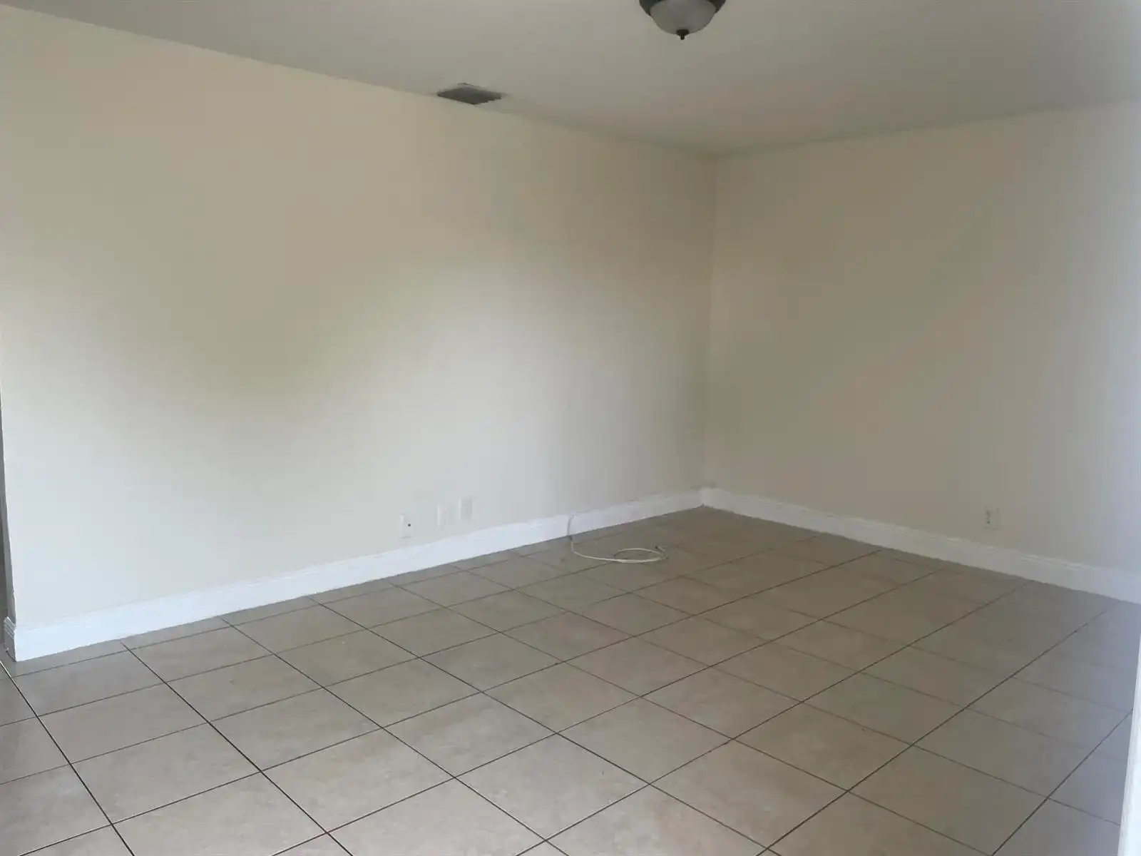 2830 Avenue S # D1, Riviera Beach FL 33404