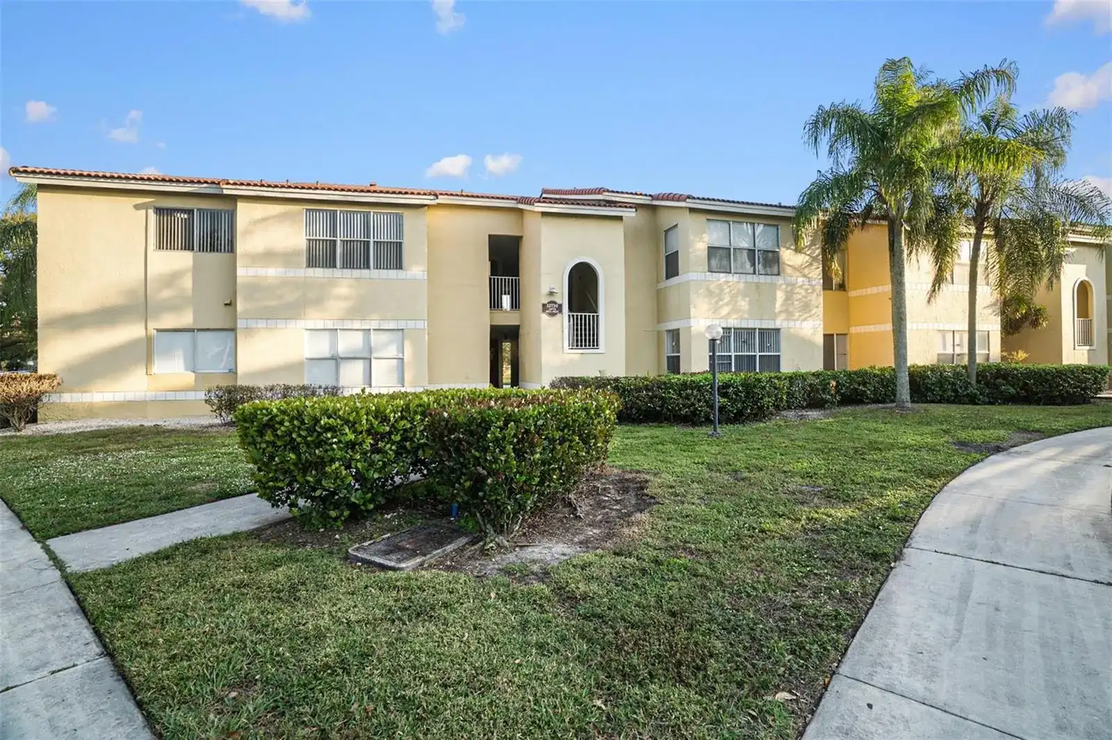 12730 VISTA ISLES Drive # 821, Sunrise FL 33325
