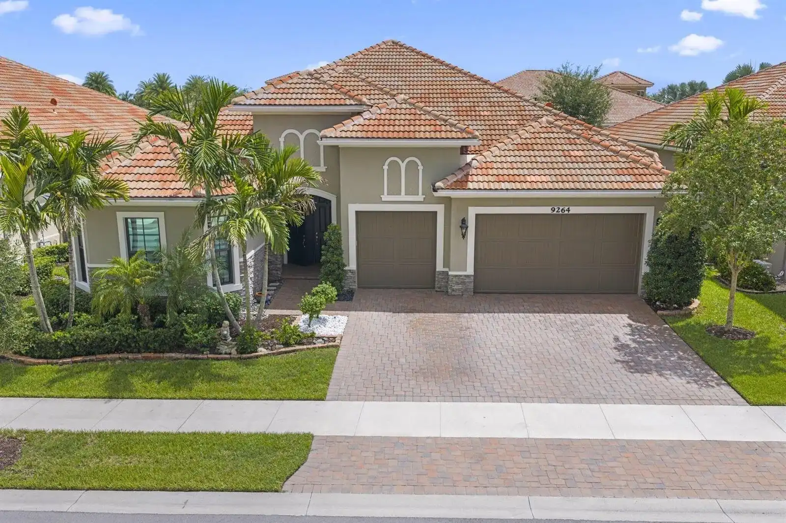 9264 Porto Way, Parkland FL 33076