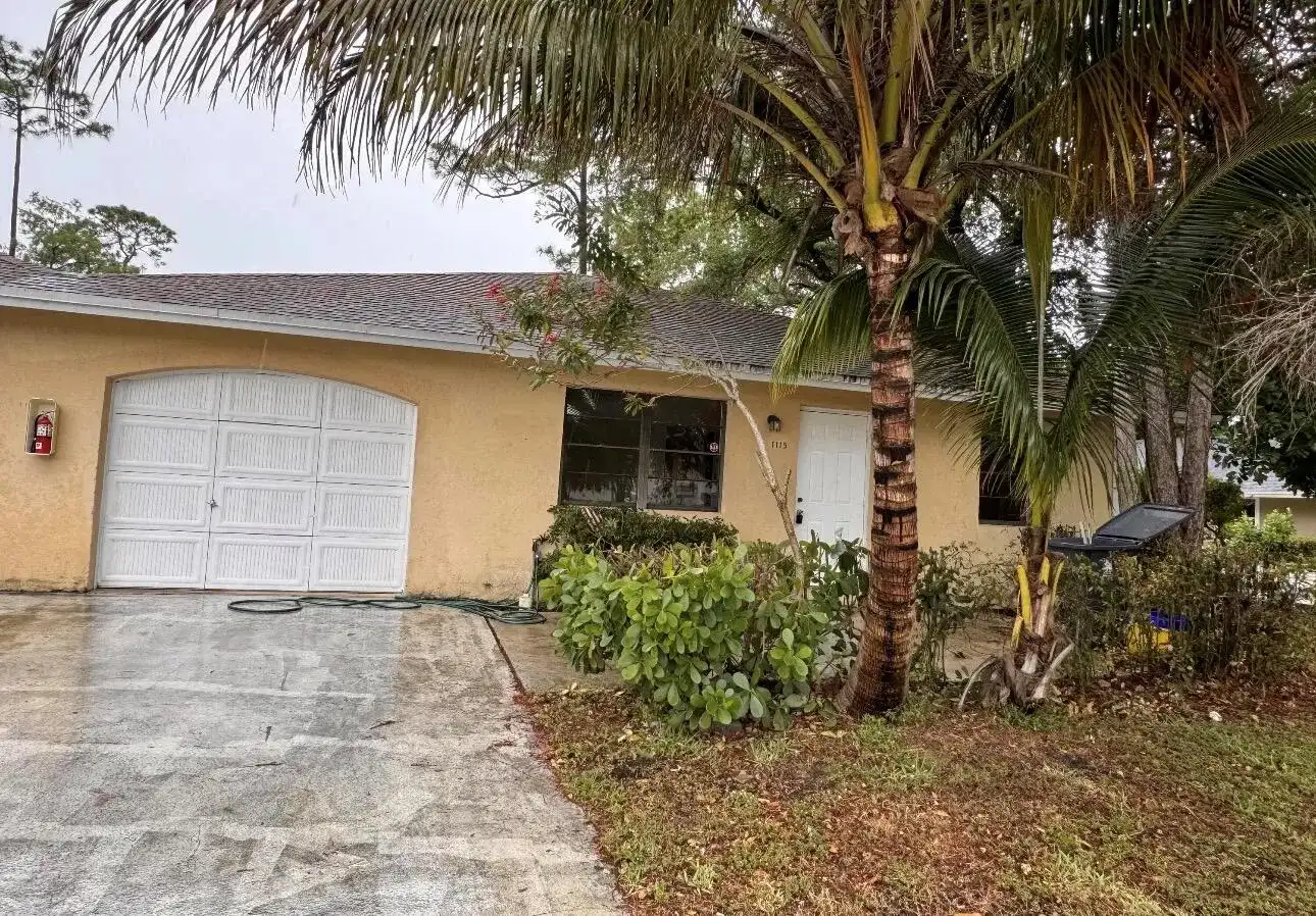 1115 Goldenrod Road # 1115, Wellington FL 33414