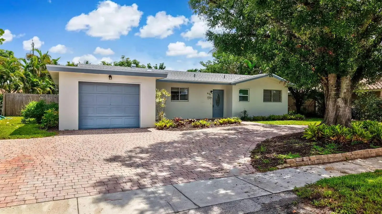 898 SW 10th Avenue, Boca Raton FL 33486