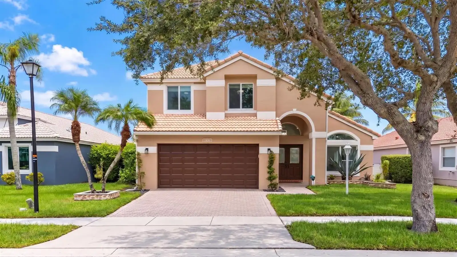 1551 NW 132ND Avenue, Pembroke Pines FL 33028