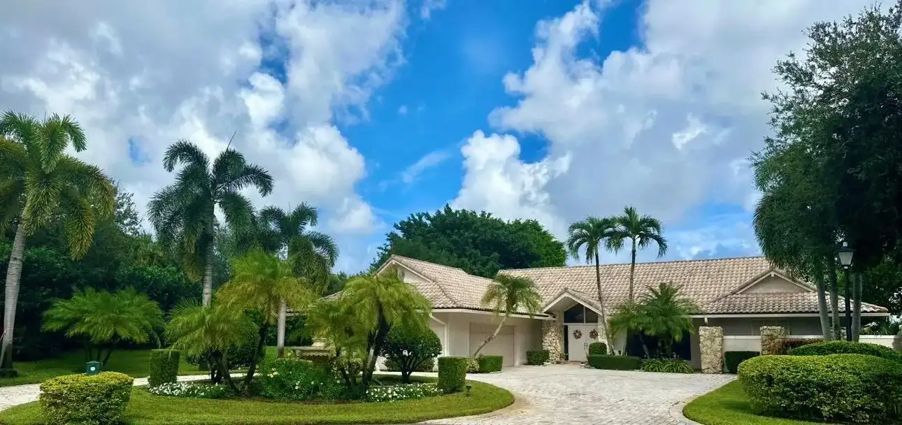 9 Alnwick Road, Palm Beach Gardens FL 33418