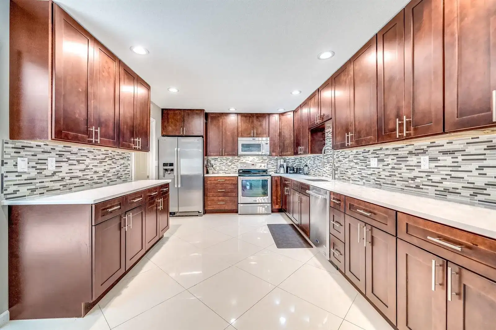 574 JUNIPER Place, Wellington FL 33414