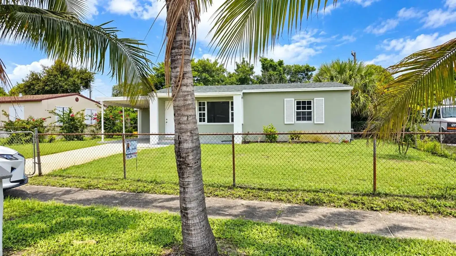 330 W 29TH Street W, Riviera Beach FL 33404