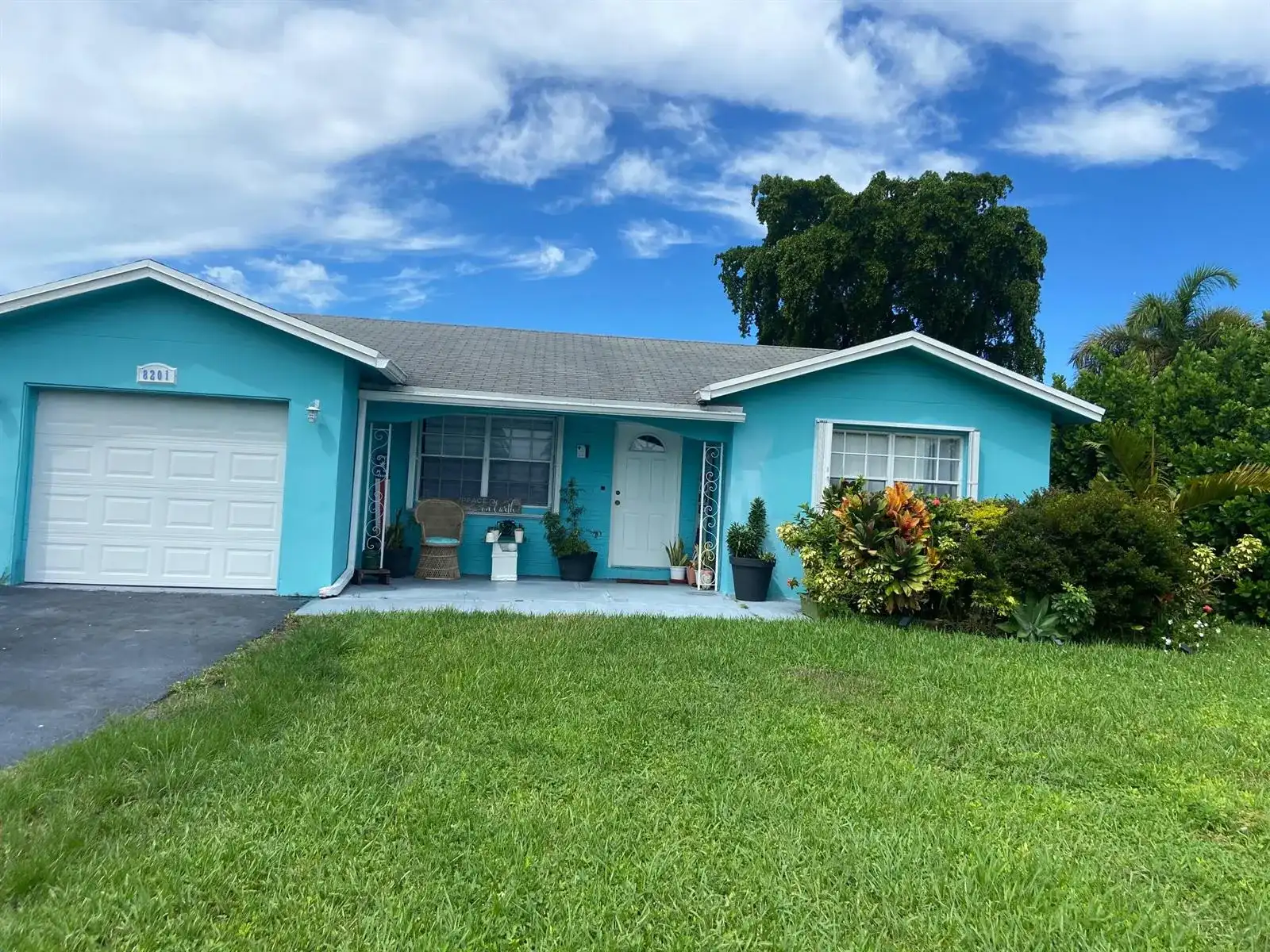 8201 NW 103RD Avenue, Tamarac FL 33321
