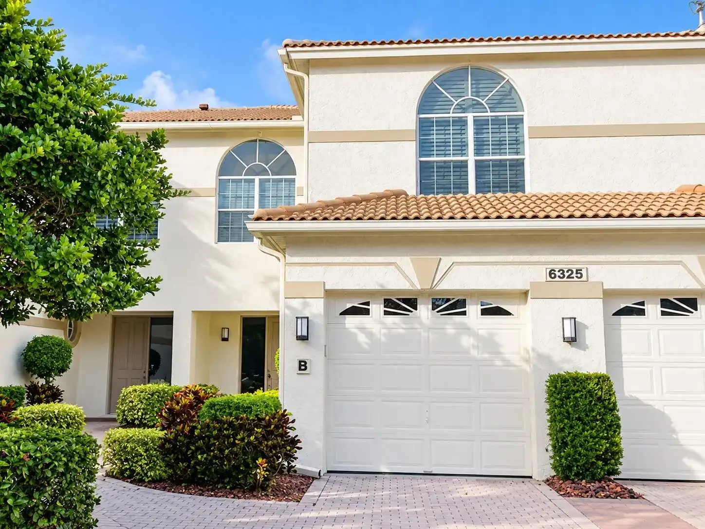 6325 GRAYCLIFF Drive # B, Boca Raton FL 33496