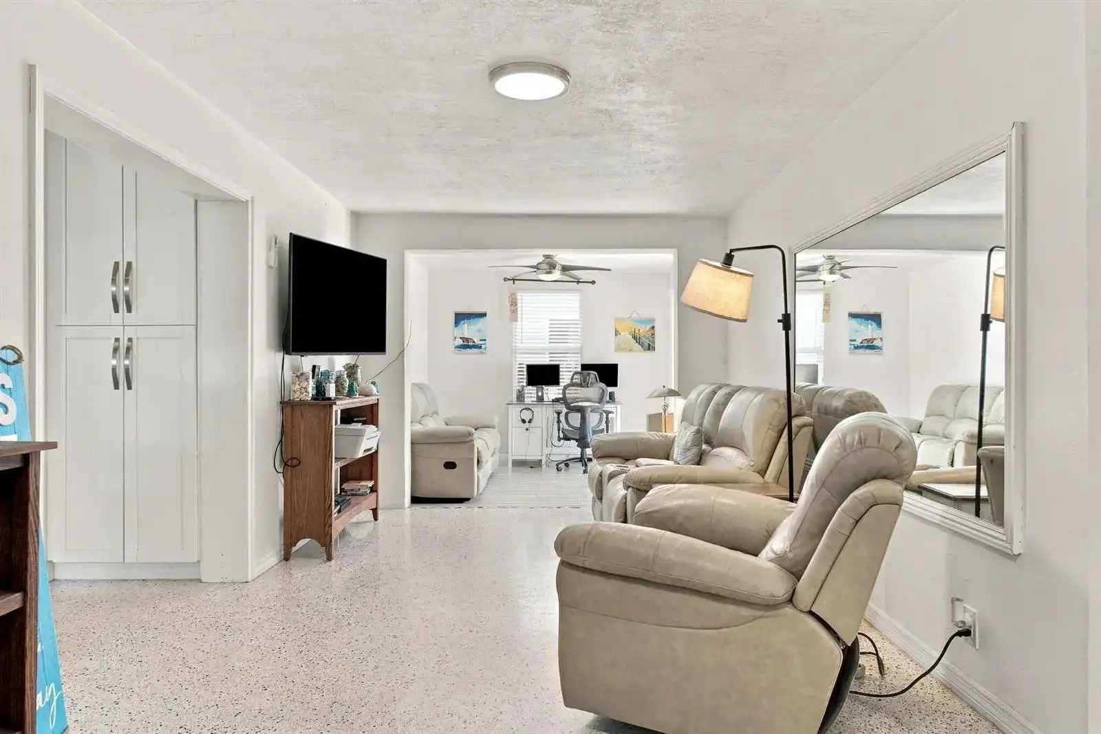 245 SW 5TH Street, Dania Beach FL 33004