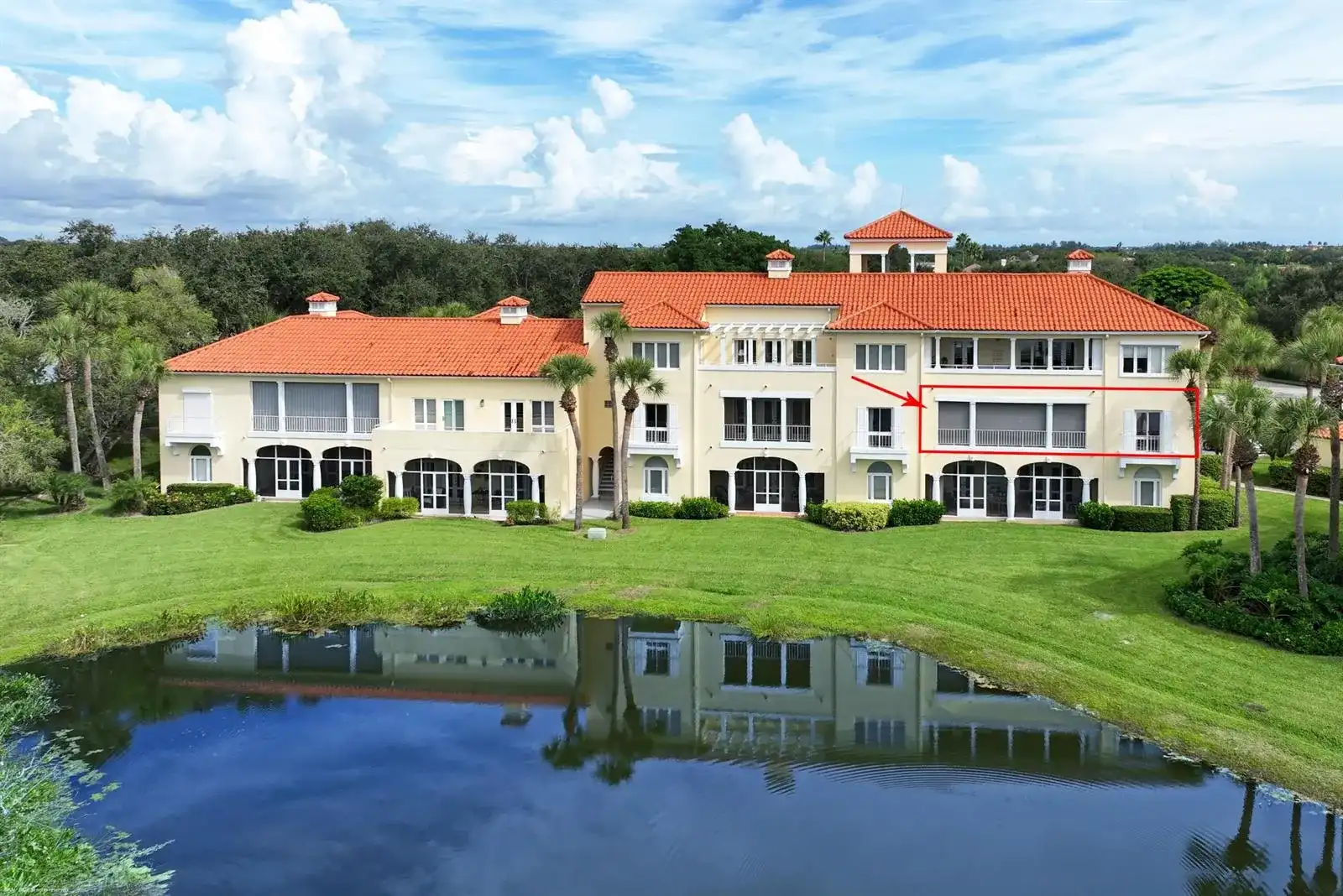 5085 HARMONY Circle # 201, Vero Beach FL 32967