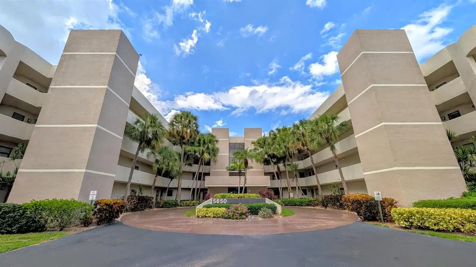 5650 Camino Del Sol # 101, Boca Raton FL 33433