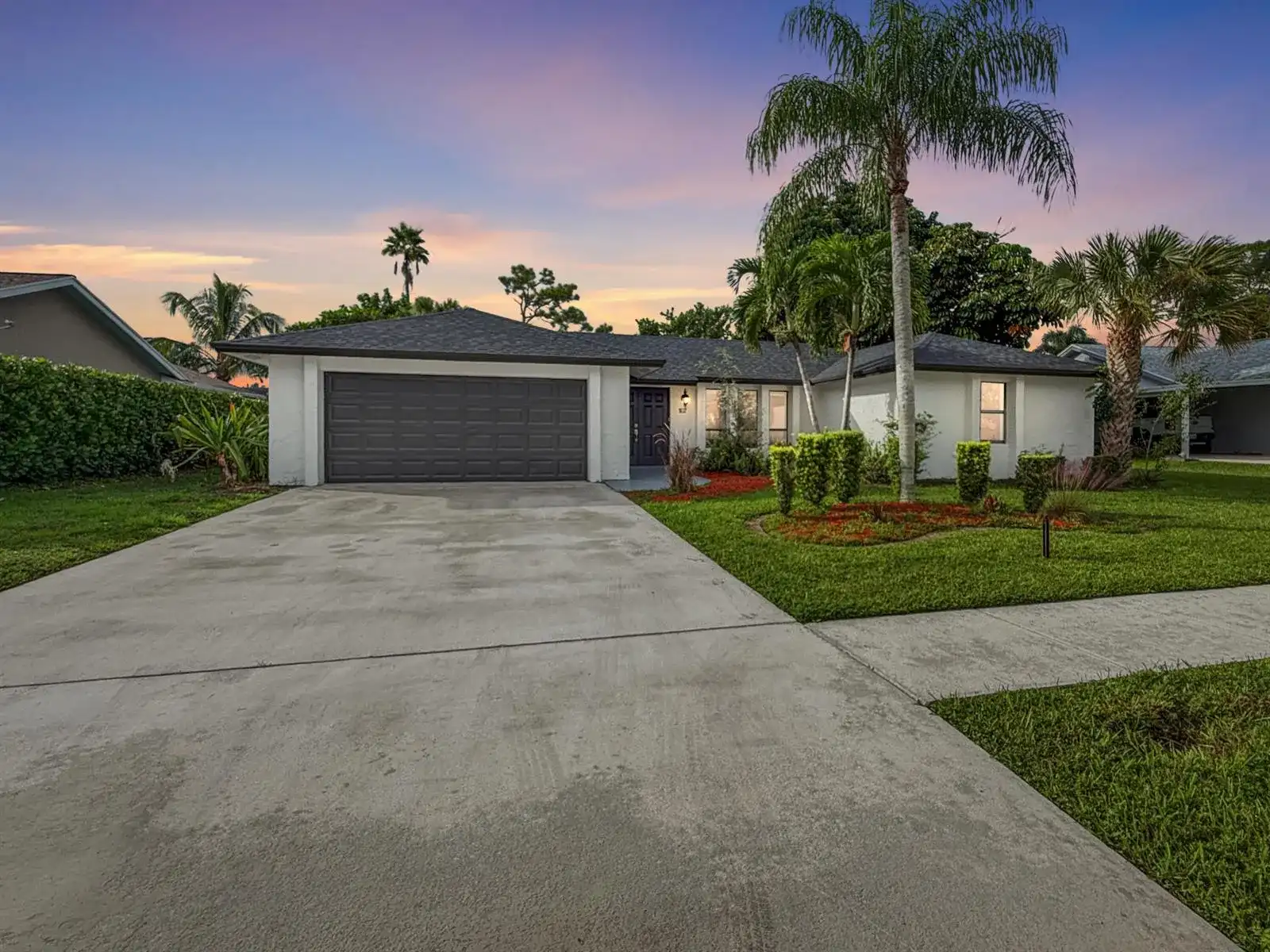 102 Valencia Street, Royal Palm Beach FL 33411