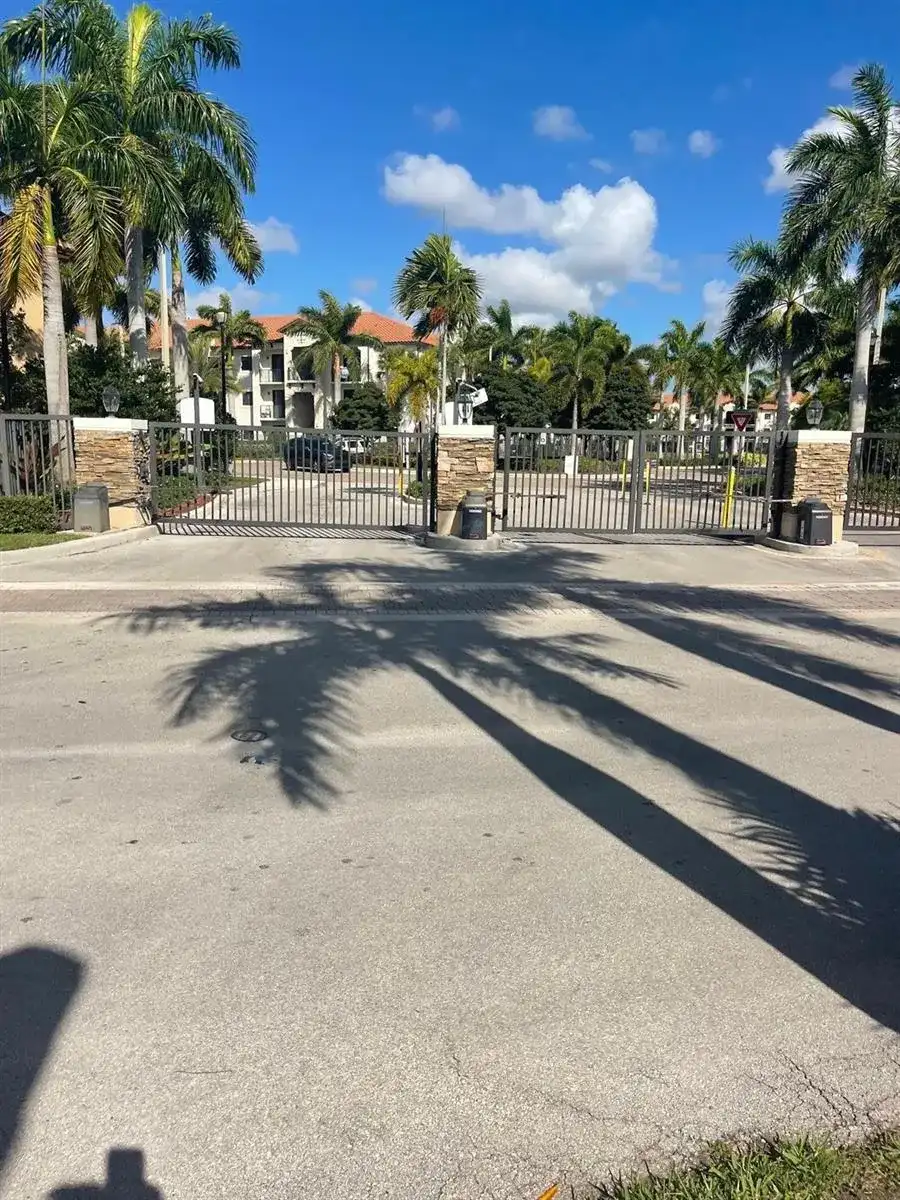 5454 NW 27 Street # 5454, Margate FL 33063