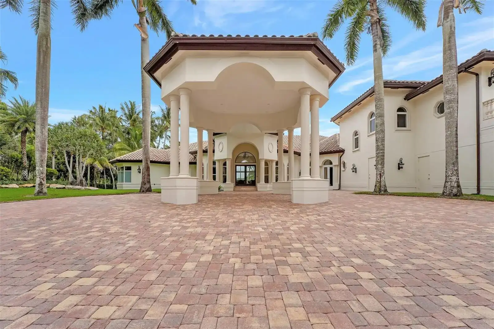 3440 Stallion Lane, Weston FL 33331