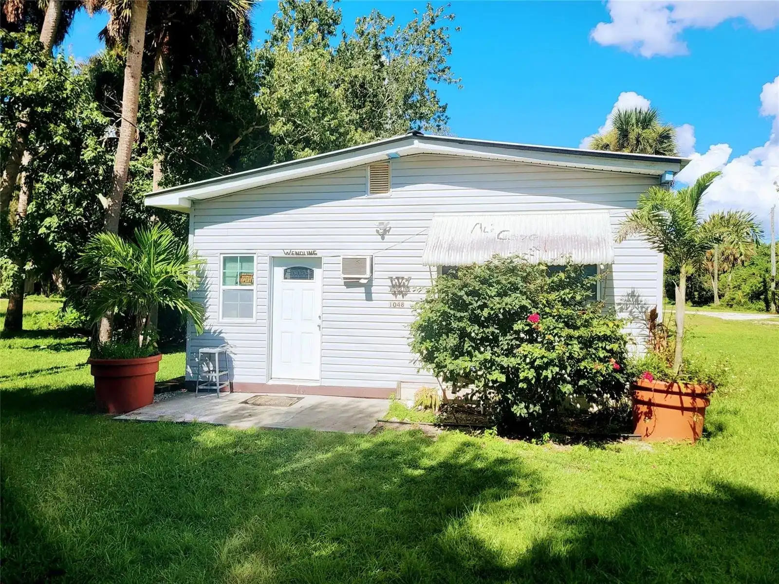 1048 Arvin Lane, Moore Haven FL 33471
