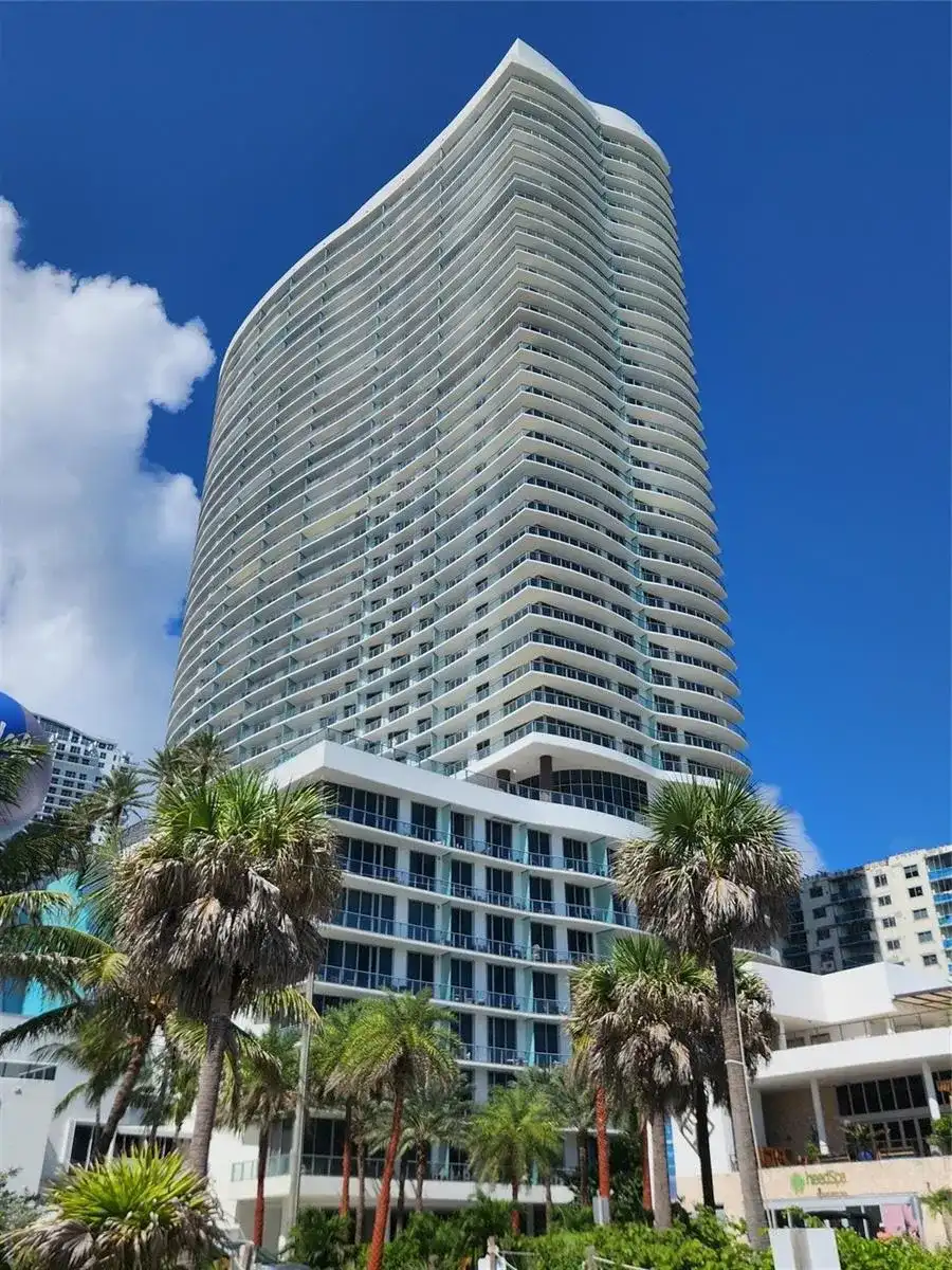 4111 S Ocean Drive # 2107, Hollywood FL 33019