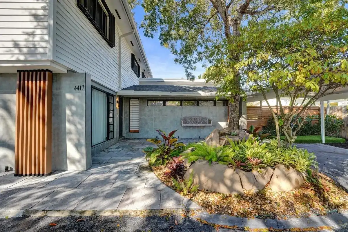 4417 SW 38th Terrace, Dania Beach FL 33312