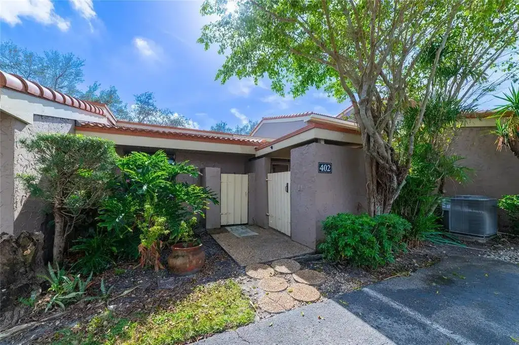 402 Saint Andrews Road # 55, Hollywood FL 33021