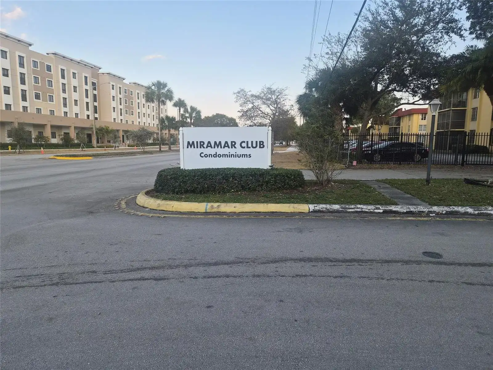 3252 Foxcroft Road # 113, Miramar FL 33025