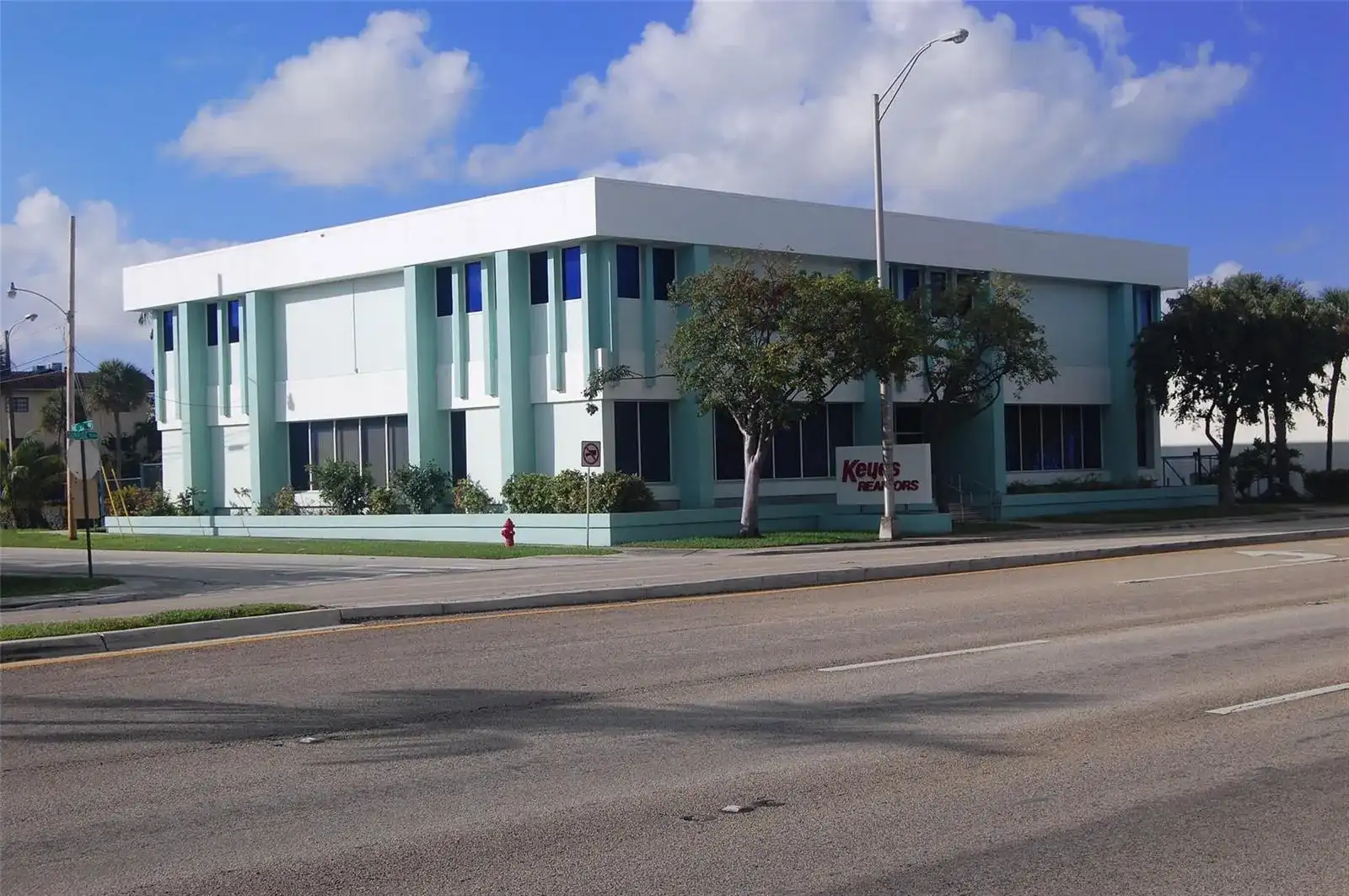 1520 E Sunrise, Fort Lauderdale FL 33304