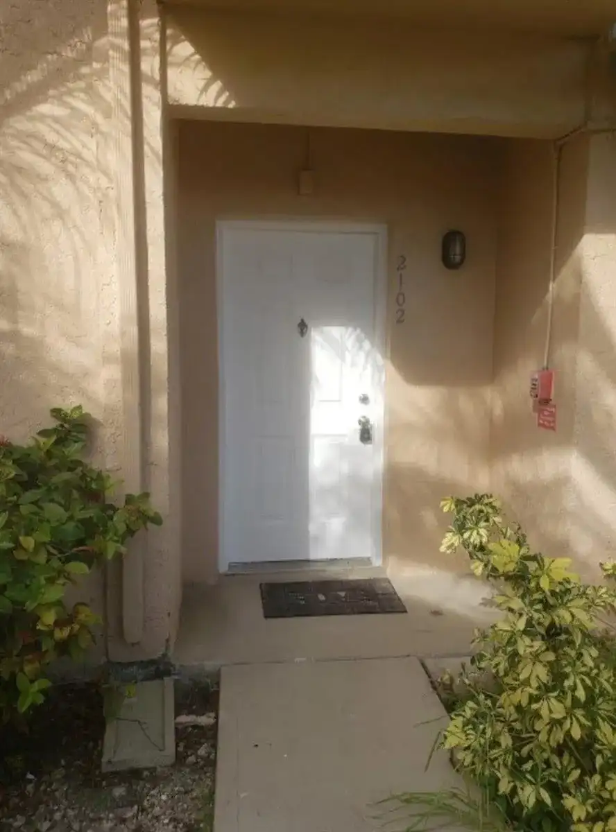 4096 N Pine Island Road # 2102, Sunrise FL 33351