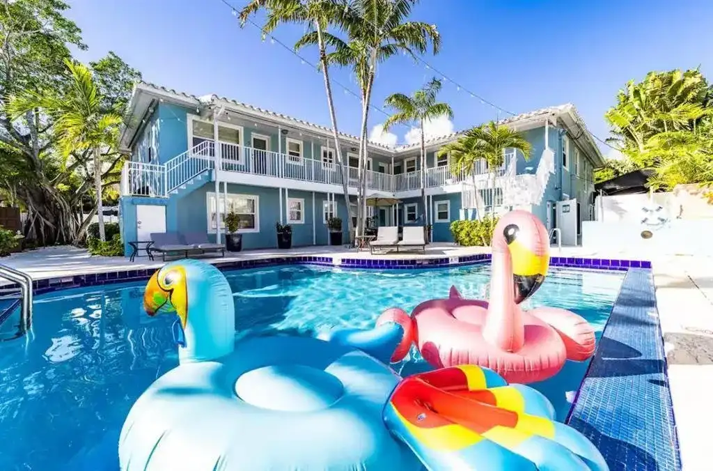 2617 NE 13th Court, Fort Lauderdale FL 33304