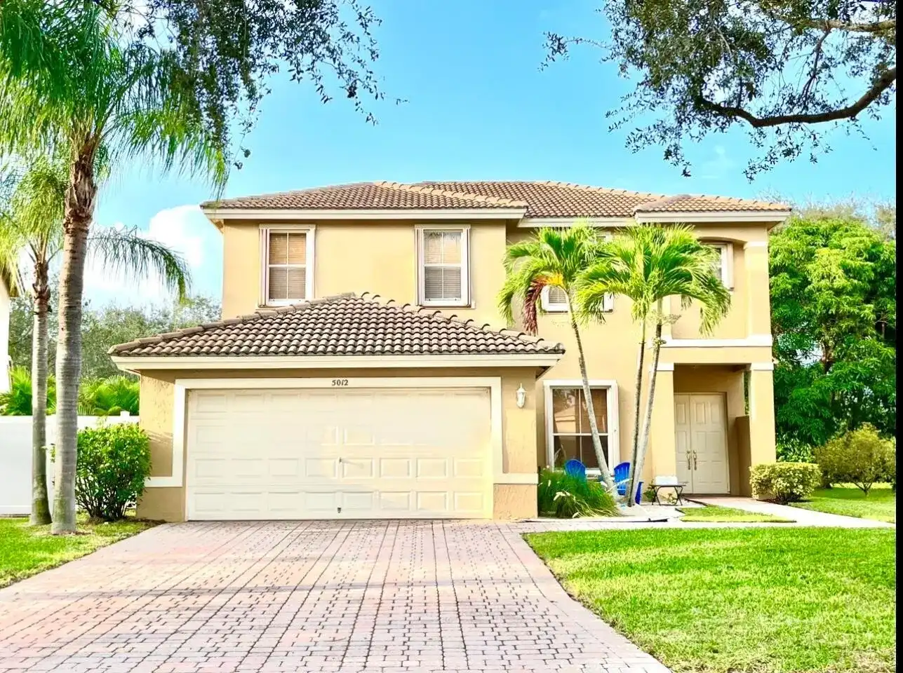 5012 Victoria Circle, West Palm Beach FL 33409