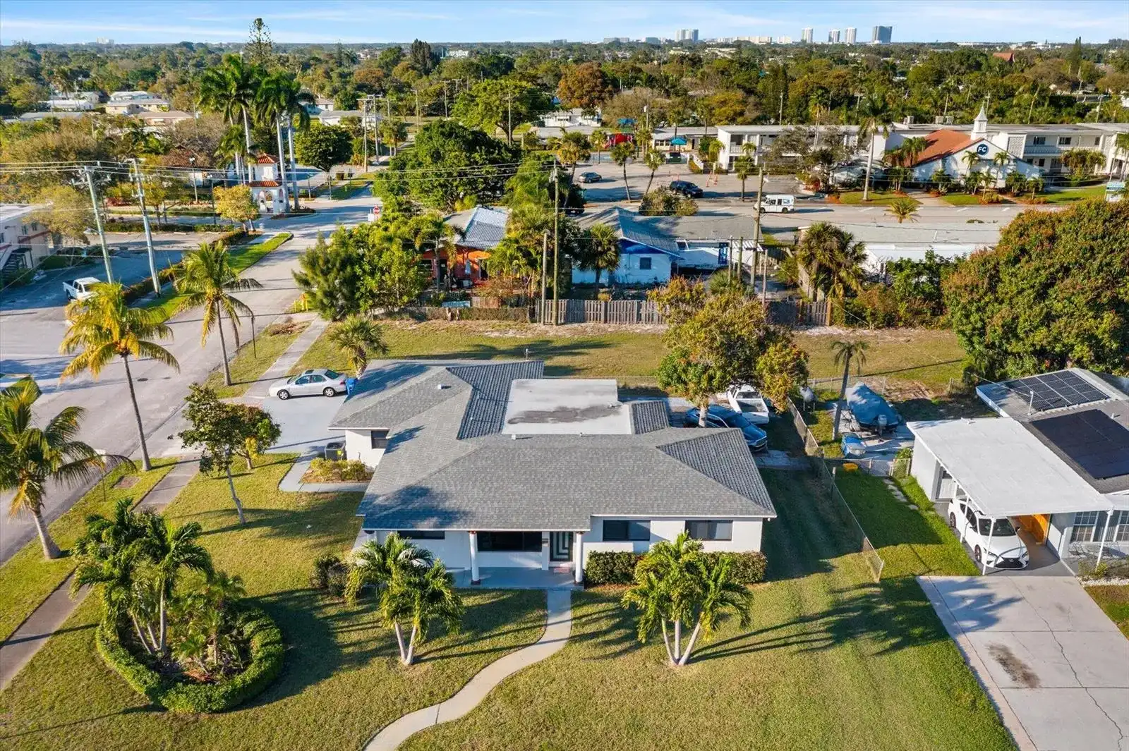 651 Foresteria Drive, Lake Park FL 33403