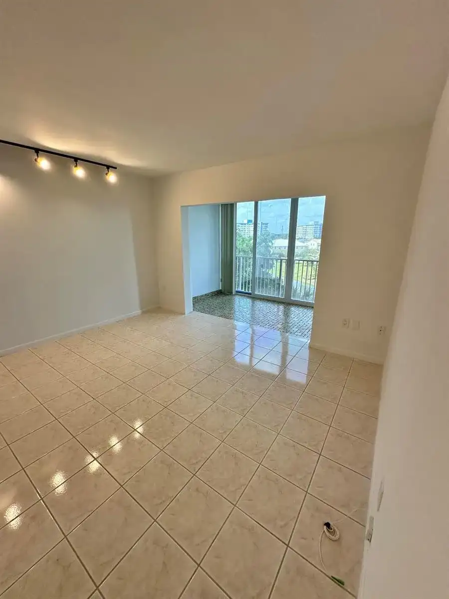 3850 Washington Street # 510, Hollywood FL 33021