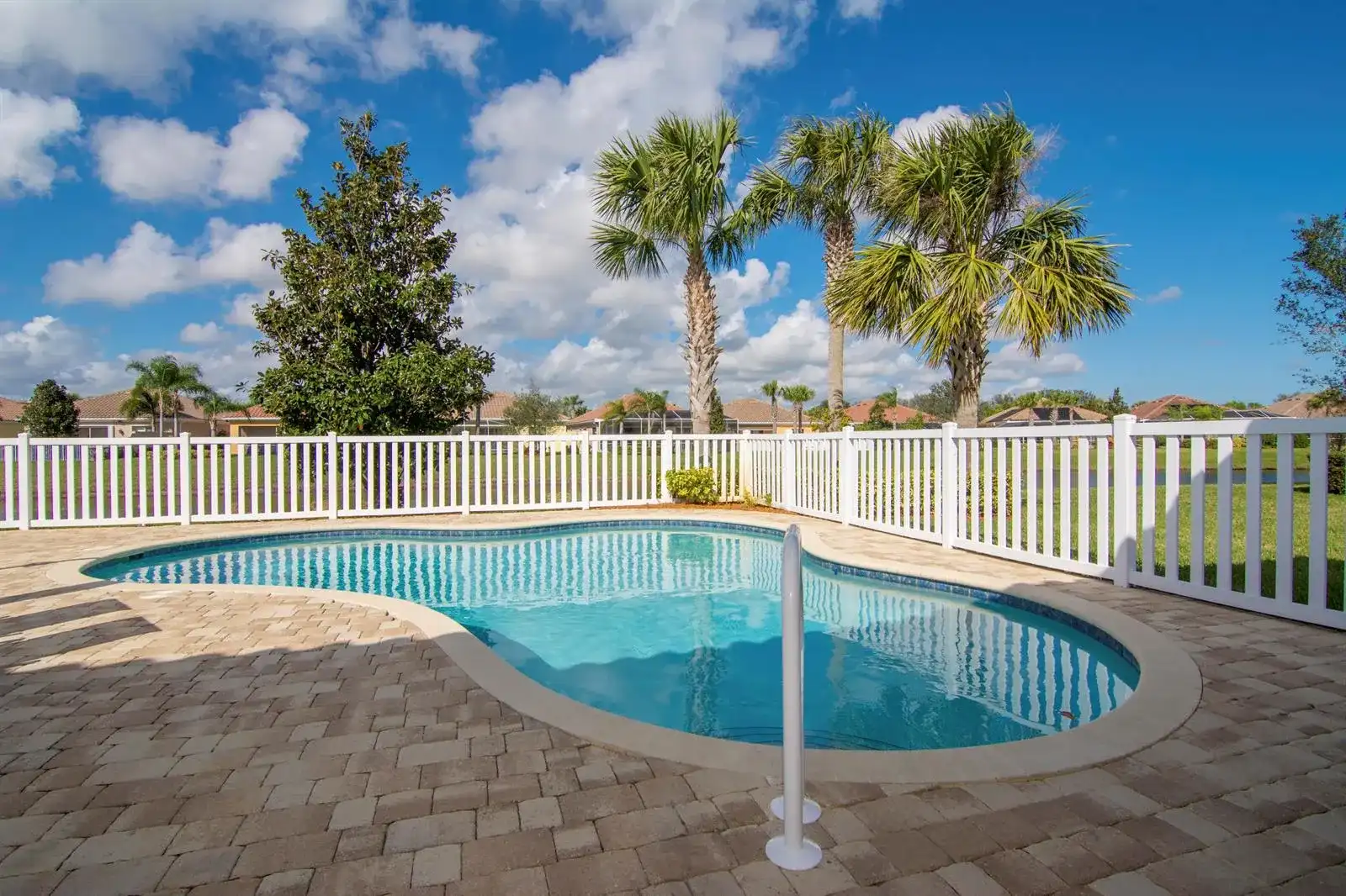 5254 Eleuthra Circle, Vero Beach FL 32967