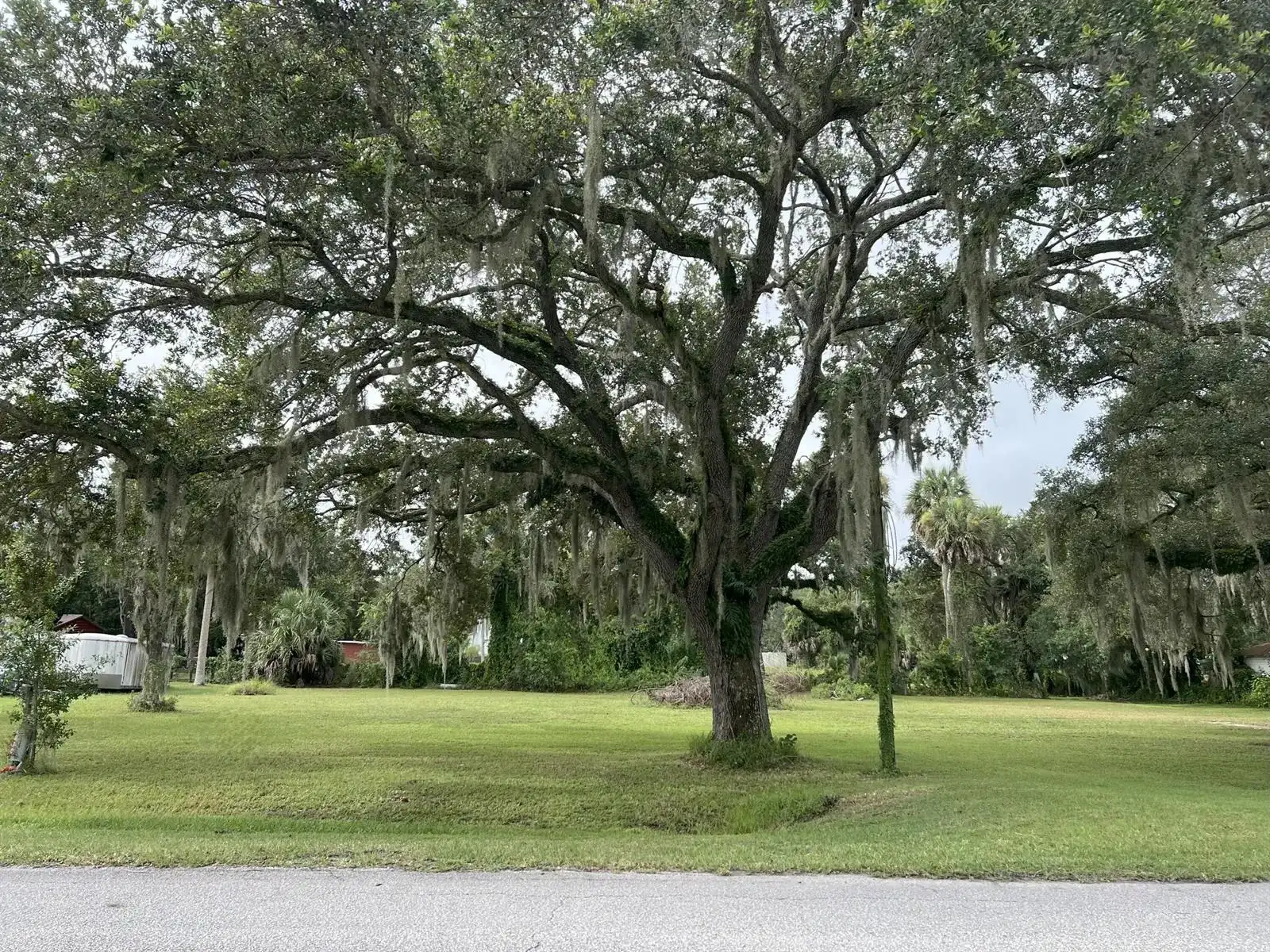 2070 SW 8th Street, Okeechobee FL 34974