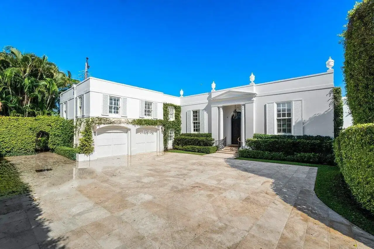 100 Regents Park Road, Palm Beach FL 33480