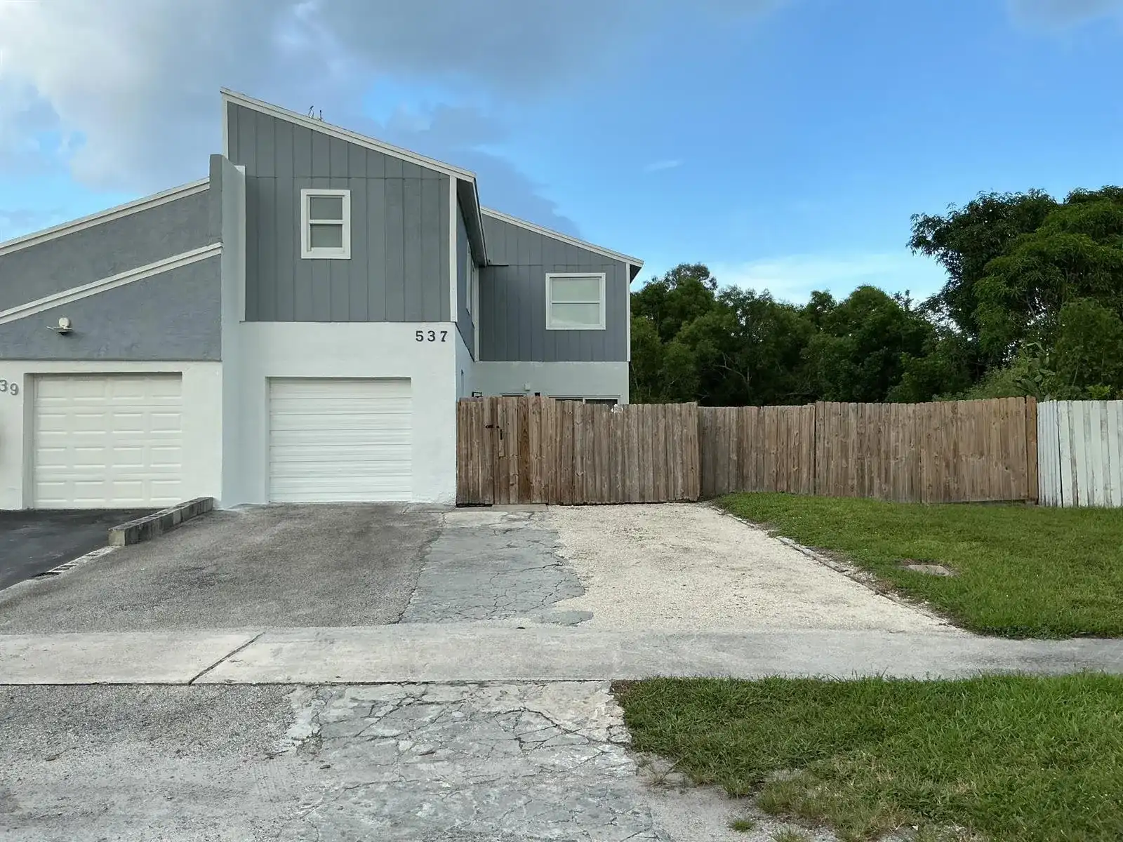 537 NW 51st Avenue W, Delray Beach FL 33445